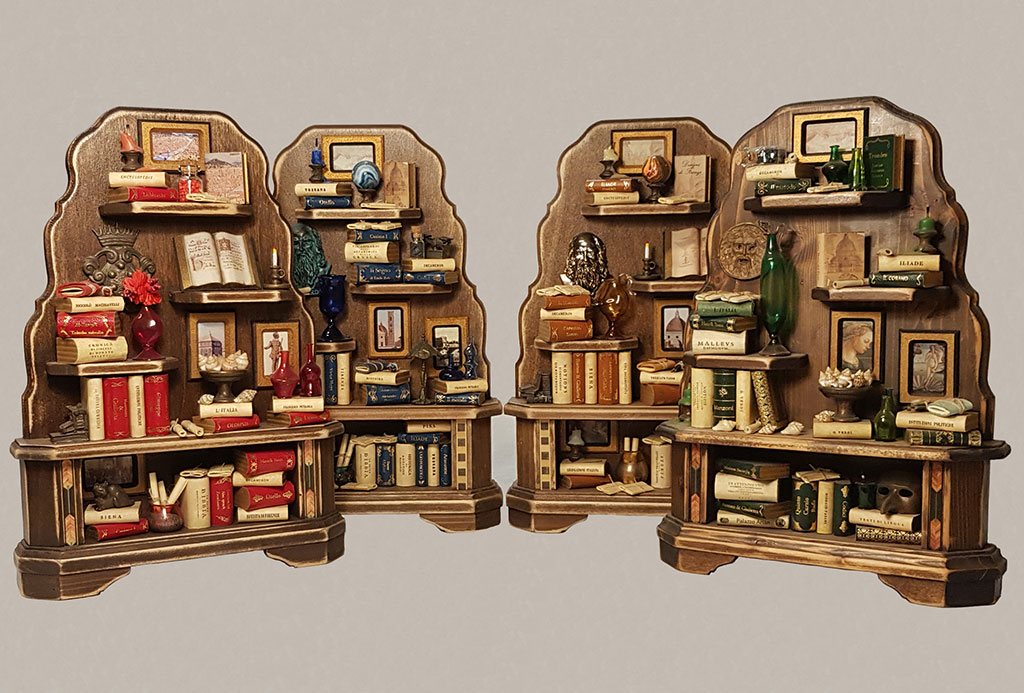 Mini bookcases 'Veneta'