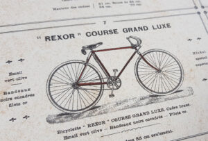 Dekoratives italienisches  Geschenkpapier Vintage Fahrräder